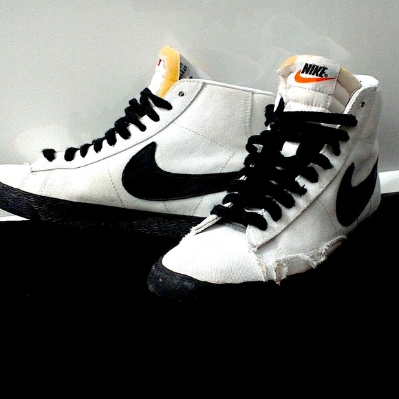 NIKE Blazer blk & wht raw canvas hi tops Mens 7 Narrow or Womens 8.5 - Picture 3 of 14
